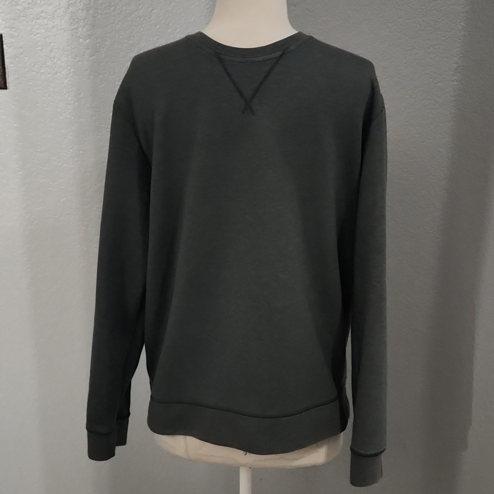 32 Degrees Heat Men's Green Sweatshirt Size Medium  Soft Comfort Unisex
